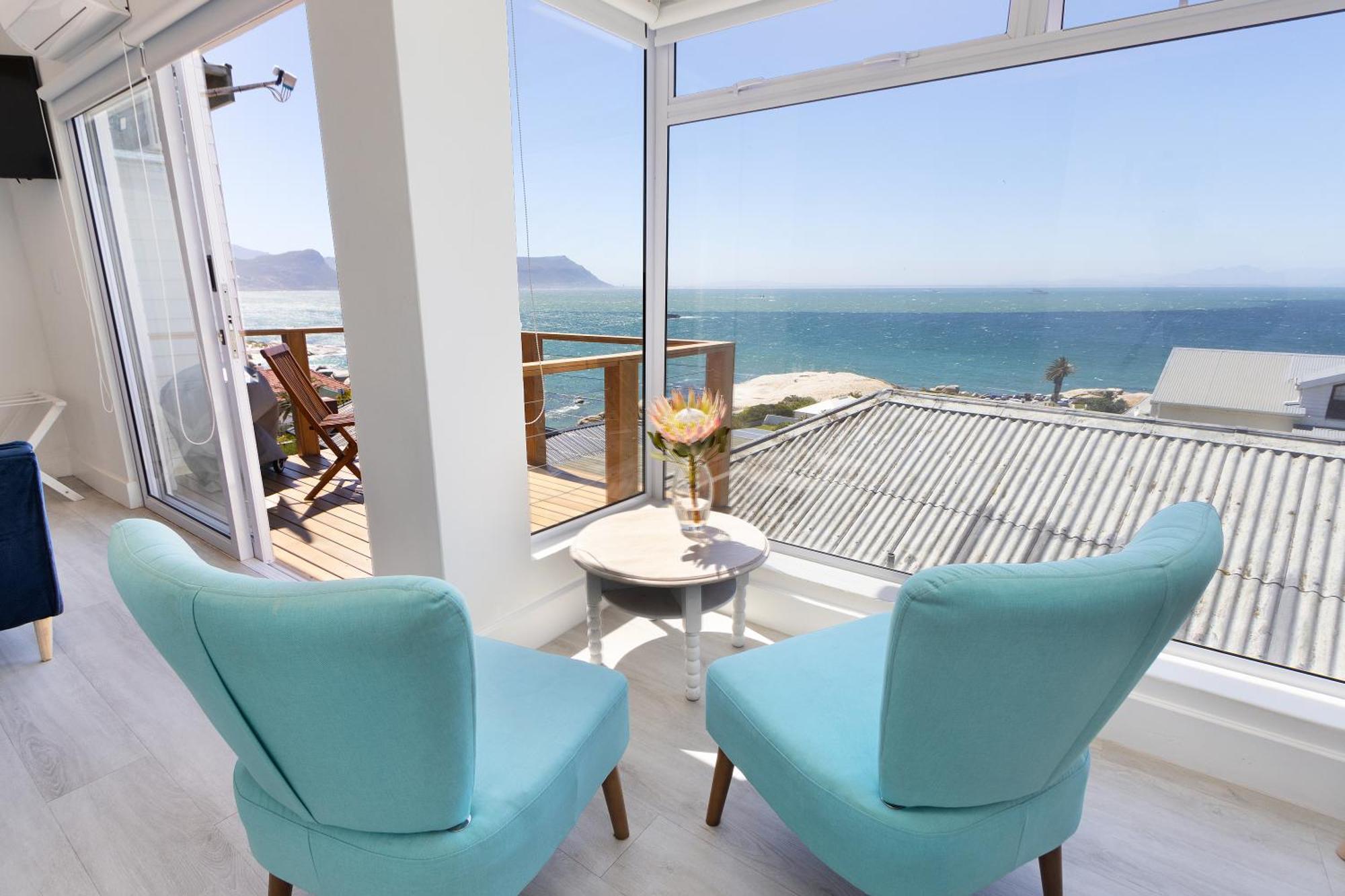 Penguins View Guesthouse Simonʼs Town Extérieur photo